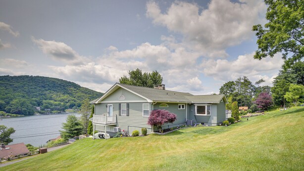House (3 Bedrooms) | Interior - New Fairfield Vacation Rental w/ Lake Views! (New Fairfield)