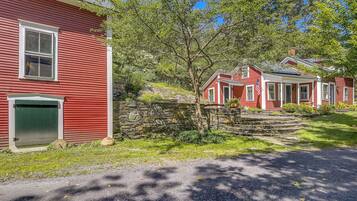 Cottage (3 Bedrooms) | Interior