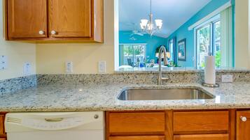 Nhà (2 Bedrooms) | Nội thất