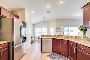 House (3 Bedrooms) | Interior - Private Lanai & Pool Access: Home in the Villages! (The Villages)