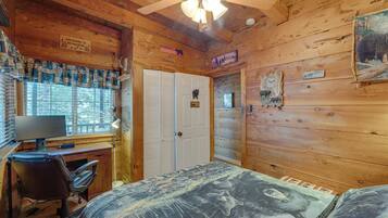 3 bedrooms, bed sheets