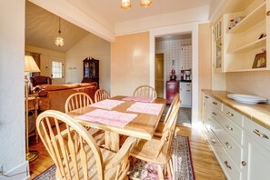 Casa (2 Bedrooms) | Interior
