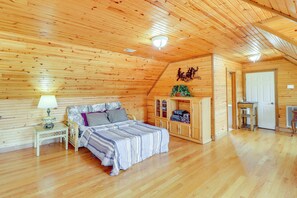 Apartment (0 Bedroom) | Interior - Hike & Fish: Studio w/ Pool Access in Shirley! (Shirley)