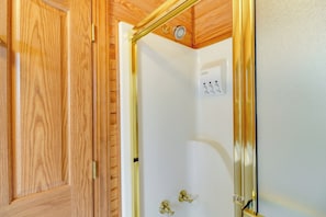 Interior - Hike & Fish: Studio w/ Pool Access in Shirley! (Shirley)