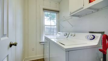 Rumah (2 Bedrooms) | Interior