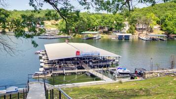 Rumah (2 Bedrooms) | Interior