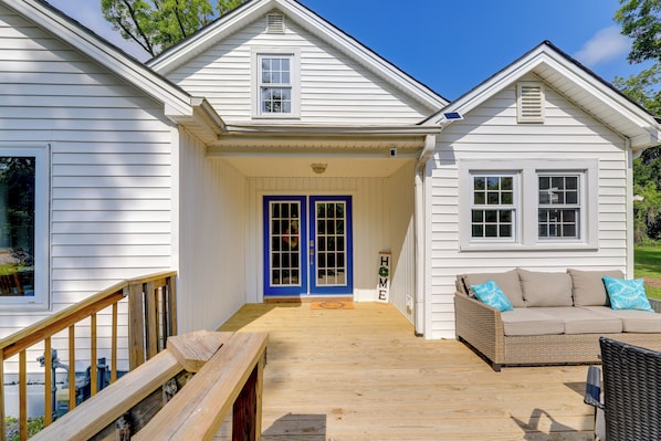 House (3 Bedrooms) | Interior