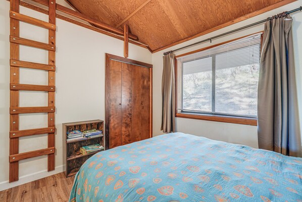 House (4 Bedrooms) | Interior - Deck & Gas Grill: Secluded Arnold Cabin Rental! (Arnold)