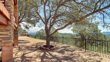 Cottage (2 Bedrooms) | Interior