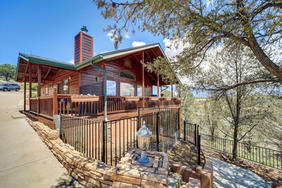 Fire Pit & Views: Falconcrest Cottage in Payson!