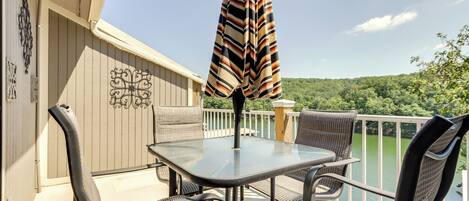 Apartment (2 Bedrooms) | Front of property