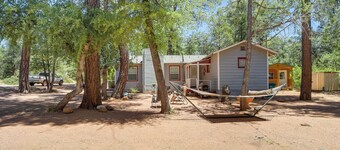 Payson Vacation Rental Cabin w/ Grill + Fire Pit!