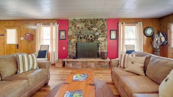 House (1 Bedroom) | Interior