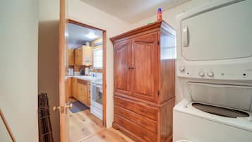 Rumah (1 Bedroom) | Interior