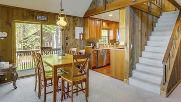 Cottage (2 Bedrooms) | Interior