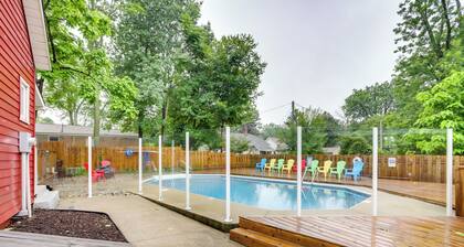 South Haven Oasis - Private Hot Tub, Pool & Grill!