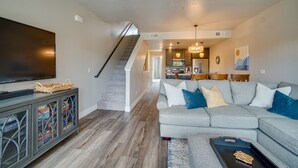 Unclassified image, 3 of 27, button - Mccall Vacation Rental ~ 3 Mi to Payette Lake (McCall)