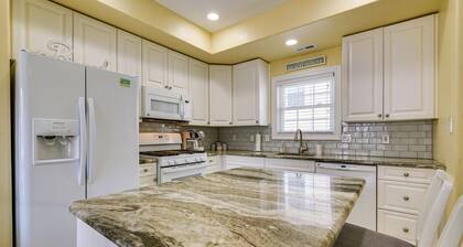 North Wildwood Townhome < 1/2 Mi to Beach!