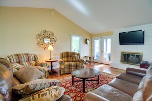 House (5 Bedrooms) | Interior