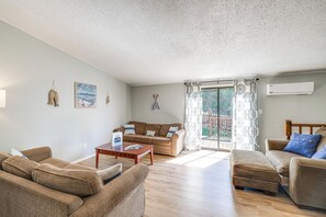 House (4 Bedrooms) | Interior - Smith Mountain Lake House w/ 2-story Boat Dock! (Moneta)