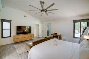 House (3 Bedrooms) | 3 bedrooms, laptop workspace, iron/ironing board, free cribs/infant beds