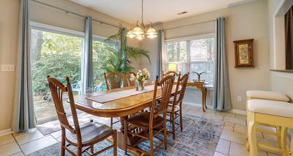 Charming Wilmington Home w/ Patio ~ 7 Mi to Beach!