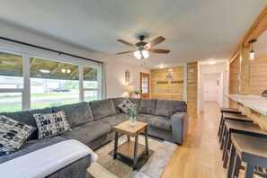 Interior - Teton Valley Getaway: Fenced Yard, Grill (Ashton)