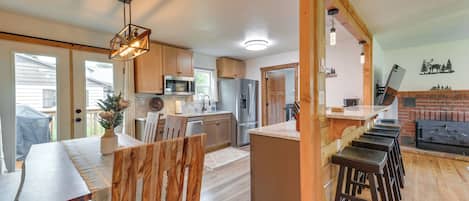 House (3 Bedrooms) | Interior