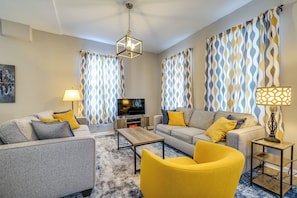 Casa (2 Bedrooms) | Interior