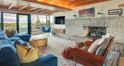 Hollywood Hills of Tucson: 20 Acres, Pool, Hot Tub