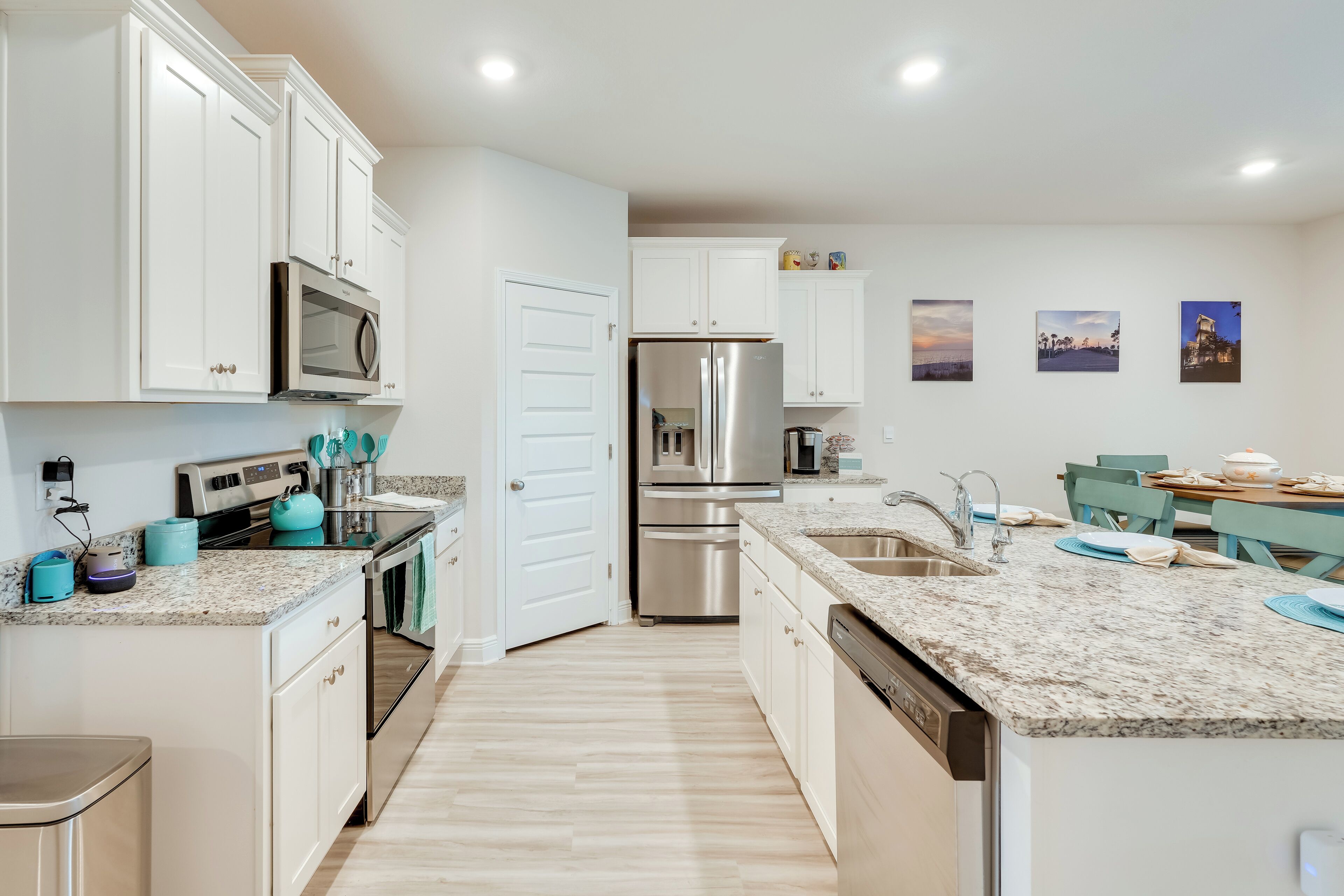 House (4 Bedrooms) | Interior