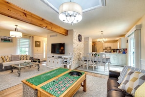 House (3 Bedrooms) | Interior