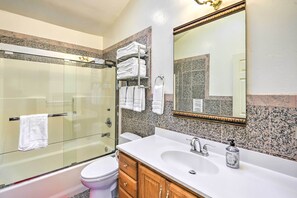 House (2 Bedrooms) | Interior - San Bruno Vacation Rental - Walk Downtown! (San Bruno)