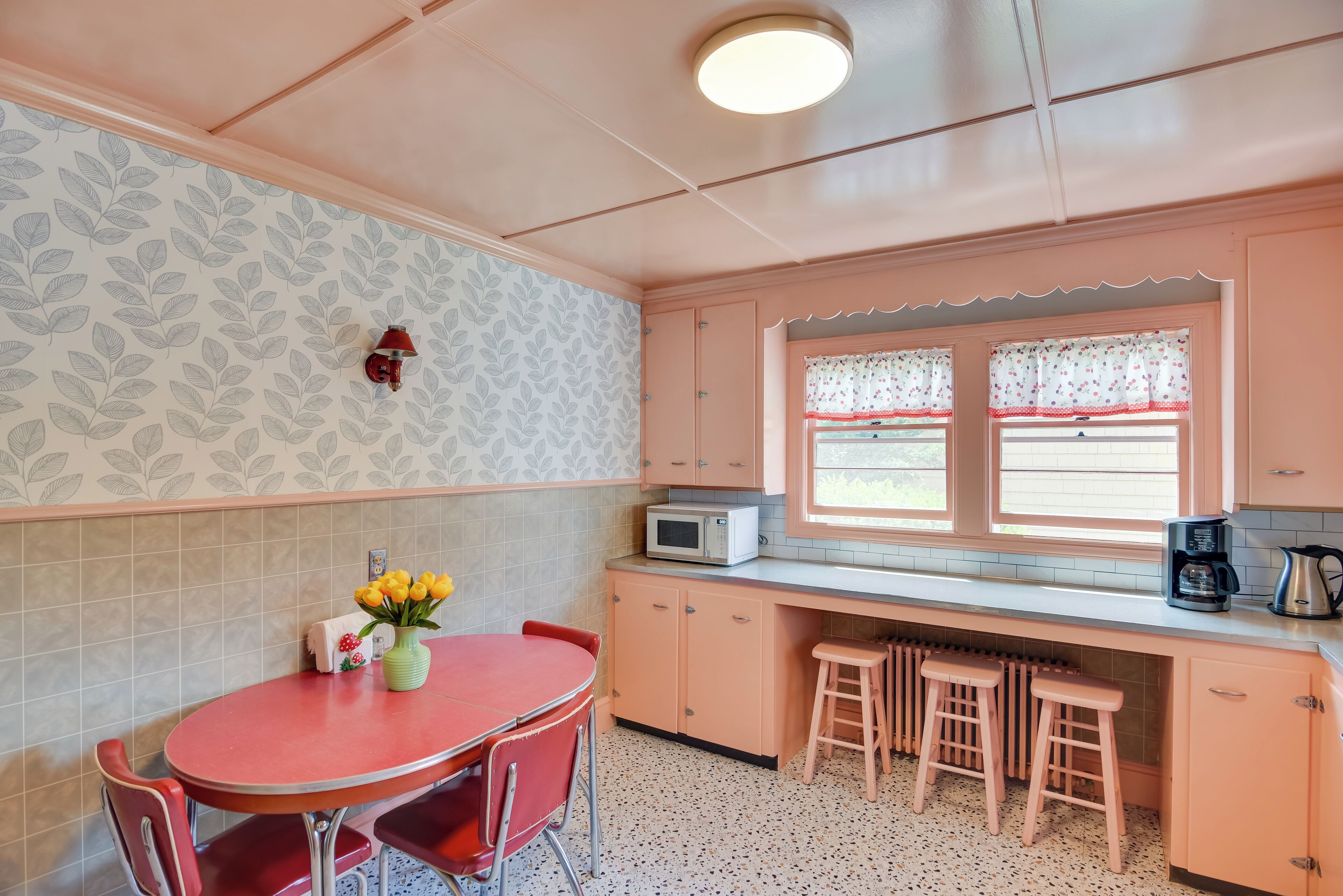 Cottage (2 Bedrooms) | Interior