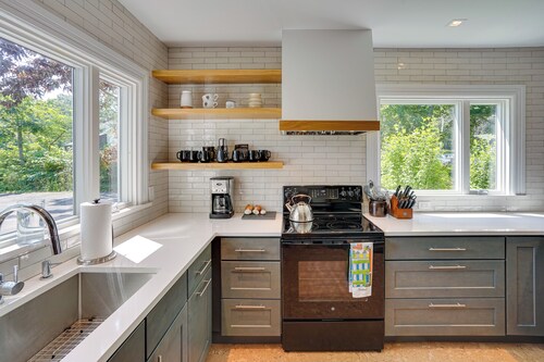 Historic Home in Coxsackie w/ Hudson River Views!