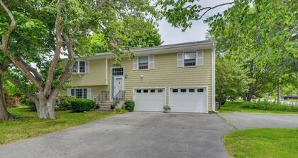 Middletown Vacation Rental: 2 Mi to Beach!