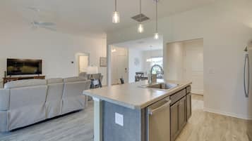 Nhà (3 Bedrooms) | Nội thất