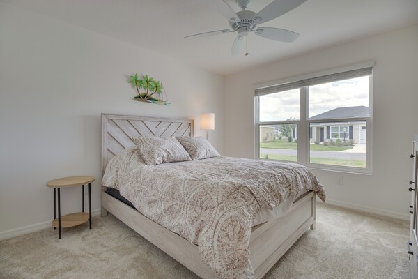 Pool Access: Sleek Home In The Villages W/ Lanai - Florida