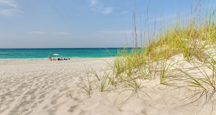 Bayfront Pensacola Beach Condo w/ Pool & Elevator