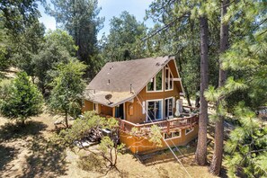 Interior - Groveland Vacation Rental ~ 26 Miles to Yosemite! (Groveland)