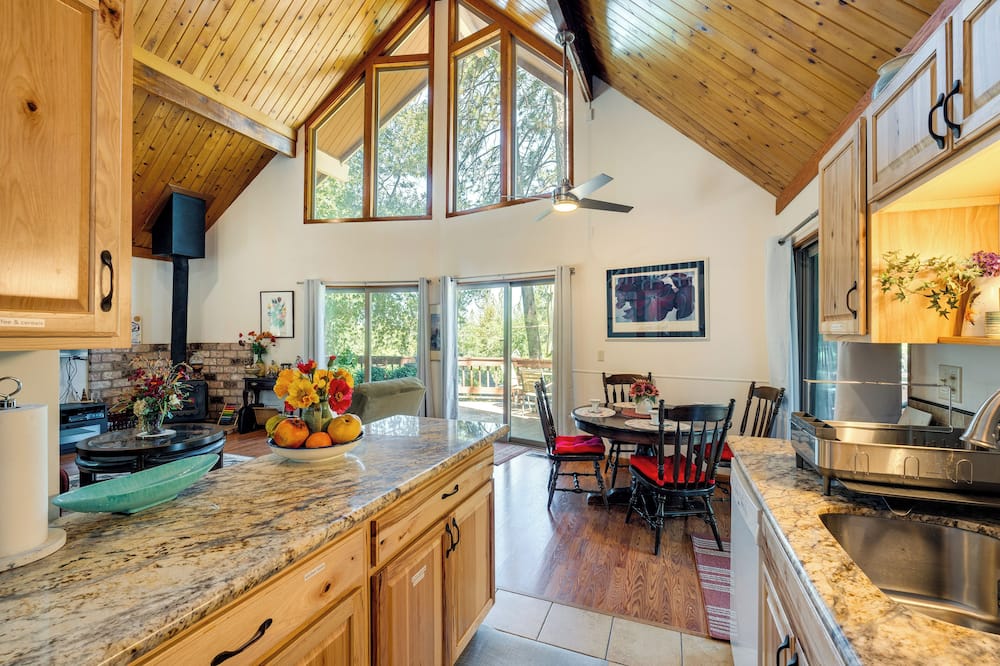Groveland Vacation Rental ~ 26 Miles to Yosemite! - Groveland-Big Oak Flat, CA