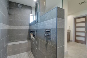 Maison (5 Bedrooms) | Intérieur