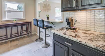 Greensboro Vacation Rental: 2 Mi to Downtown!