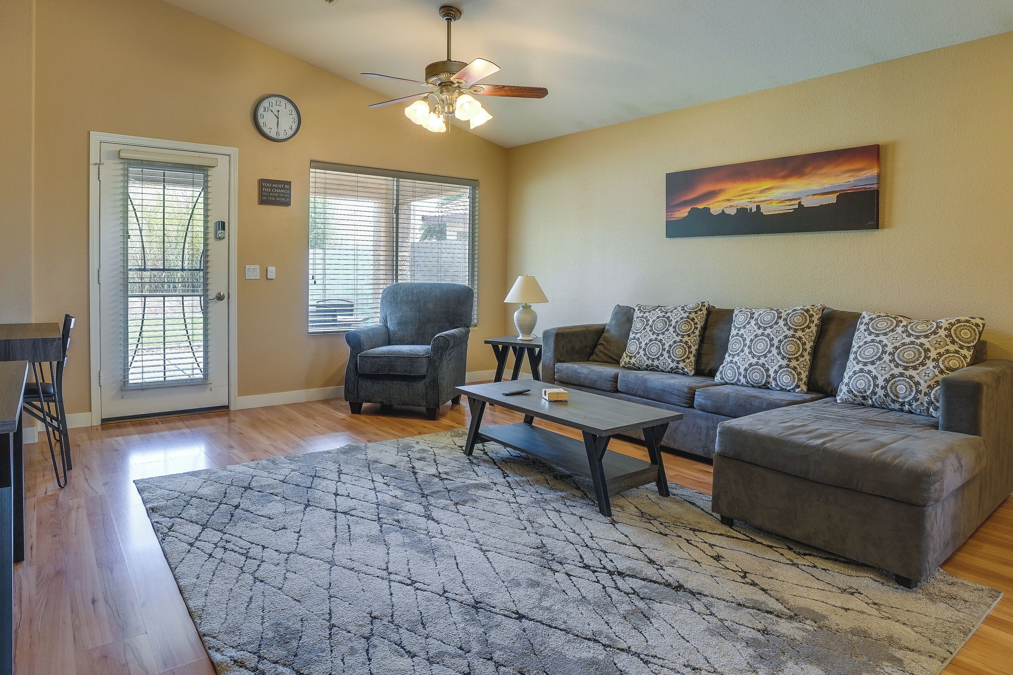 House (3 Bedrooms) | Interior