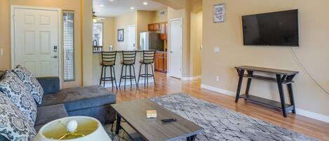 House (3 Bedrooms) | Front of property