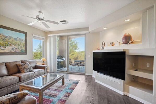 Apartment (2 Bedrooms) | Front of property - Oro Valley Condo w/ Desert & Mountain Views! (Oro Valley)