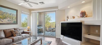 Oro Valley Condo w/ Desert & Mountain Views!