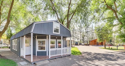 20 Mi to Glacier Natl Park: Pet-friendly Cabin