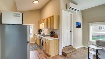 House (1 Bedroom) | Interior