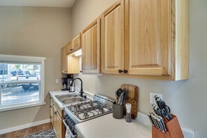 House (1 Bedroom) | Interior